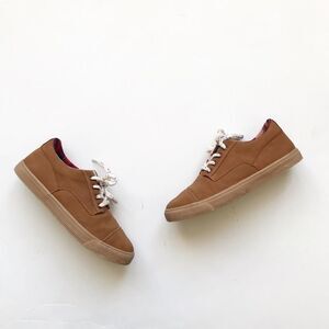 Zara tan fashion sneakers EUC size 34/35(3-3.5)